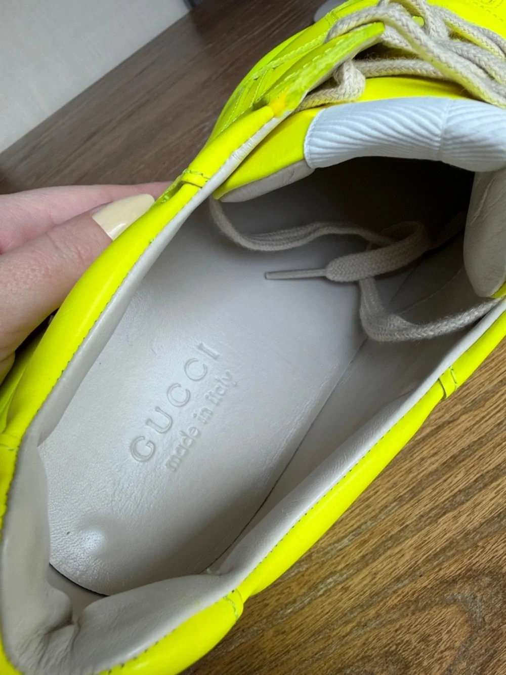 Gucci Rhyton Low Fluorescent Yellow Sneakers - Picture 7 of 8